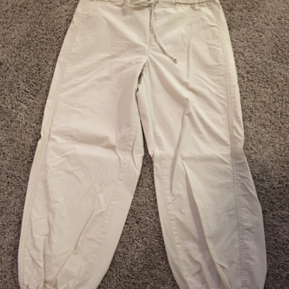 The Limited Lightweight Capri women’s size 8